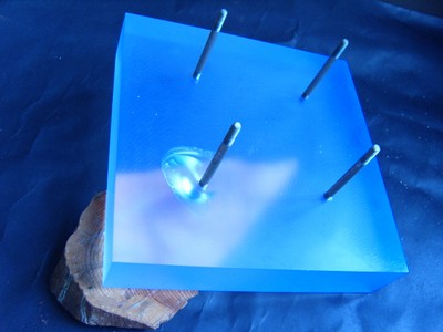Destruction of the scintillator by the fixing screw Destruction of the scintillator by the fixing screw